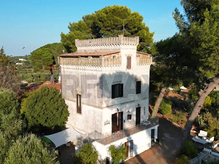 Casa con 20 locali in vendita in Contrada Carmine di Vallegna Snc, Ostuni