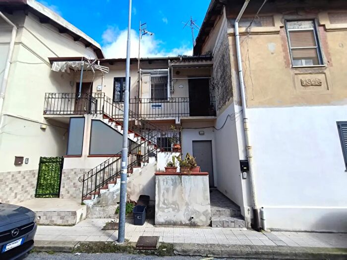 Appartamento bilocale in vendita in Via San Costantino, Messina