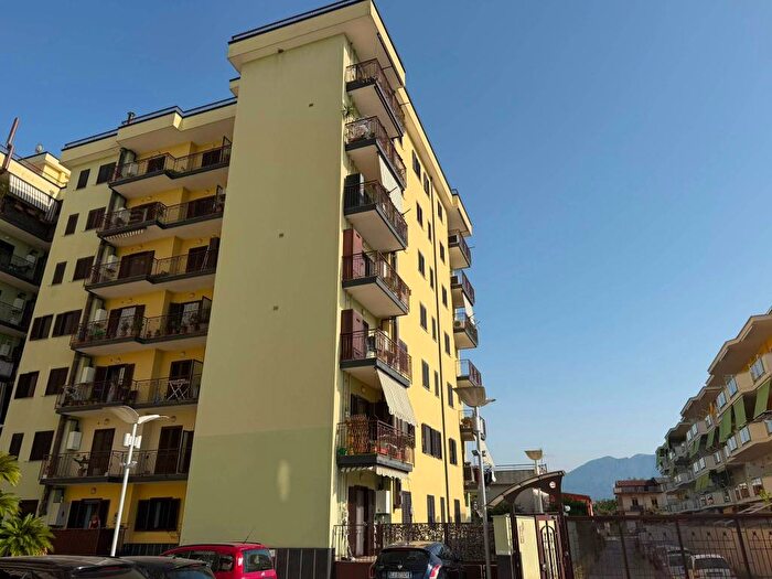 Appartamento quadrilocale in affitto in Via San Francesco, Centro, Marigliano