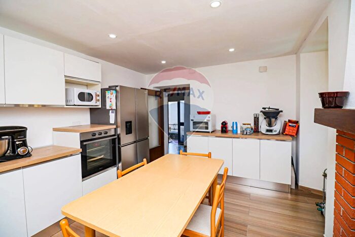 Casa quadrilocale in vendita in Via Bonomi, Brissago Valtravaglia