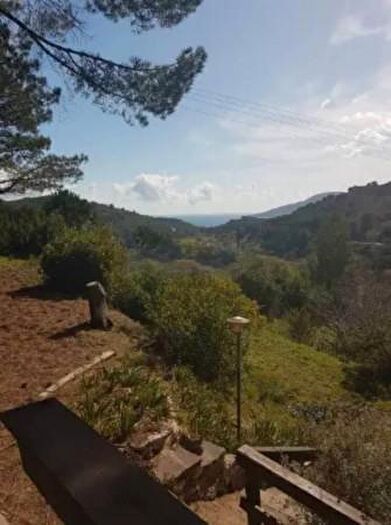 Casa con 5 locali in vendita in Via Provinciale Est, Porto Azzurro