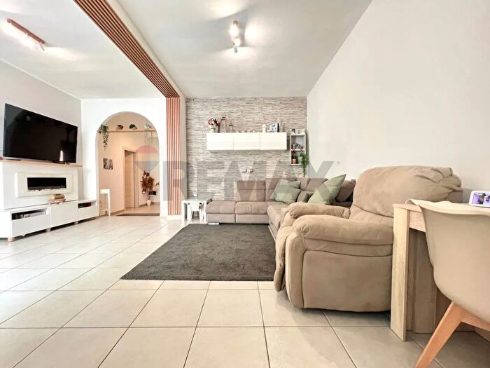 Casa trilocale in vendita in Cagliari