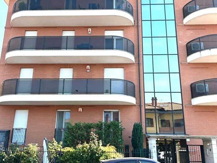 Appartamento bilocale in affitto in Via Rizieri, Bicocca, Novara