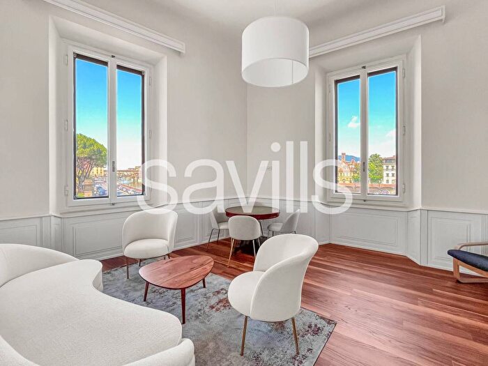 Appartamento con 5 locali in affitto in Lungarno Serristori, San Niccolò, Firenze