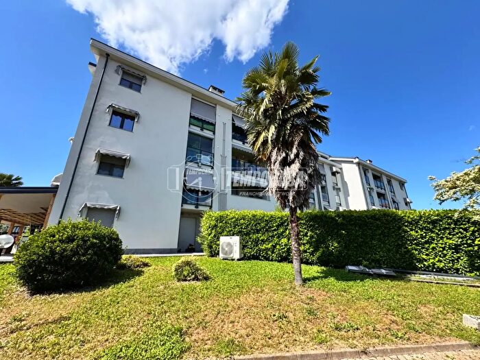 Appartamento con 5 locali in vendita in Via Tinivella, Settimo Torinese