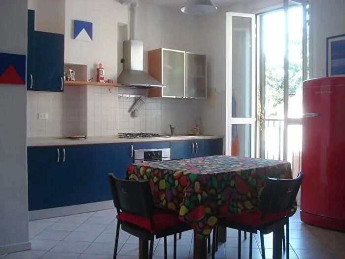 Appartamento quadrilocale in vendita in Via Maroncelli, Forli