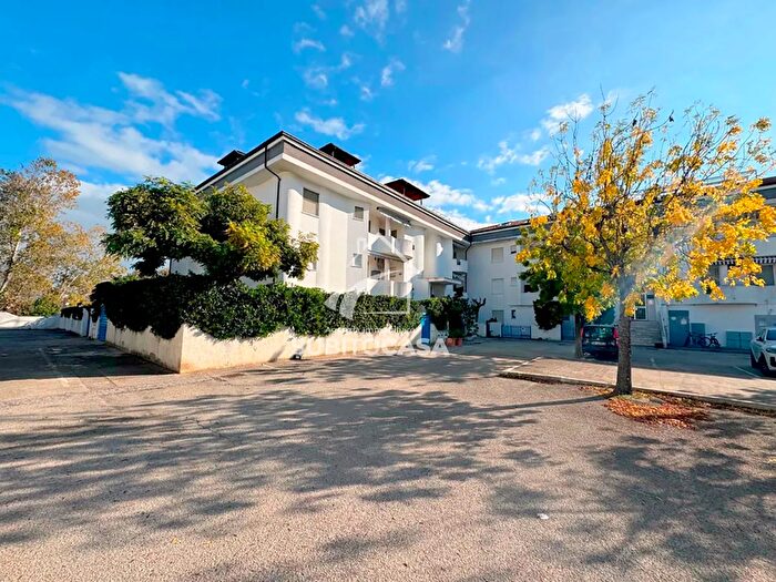 Appartamento bilocale in vendita in Via Grecale Marina di Vasto Ch, Vasto