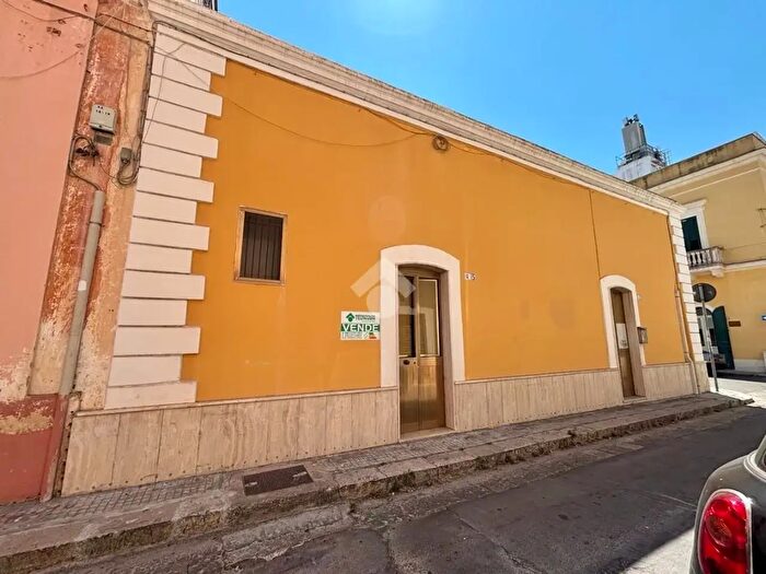 Casa trilocale in vendita in Via d' Elia, Gallipoli