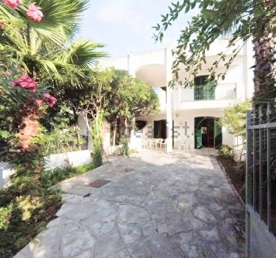 Casa quadrilocale in vendita in Gran Viale al Mare, Gallipoli