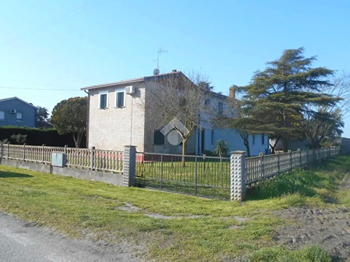 Casa con 5 locali in vendita in Str Poderale Cappuccini, Comacchio