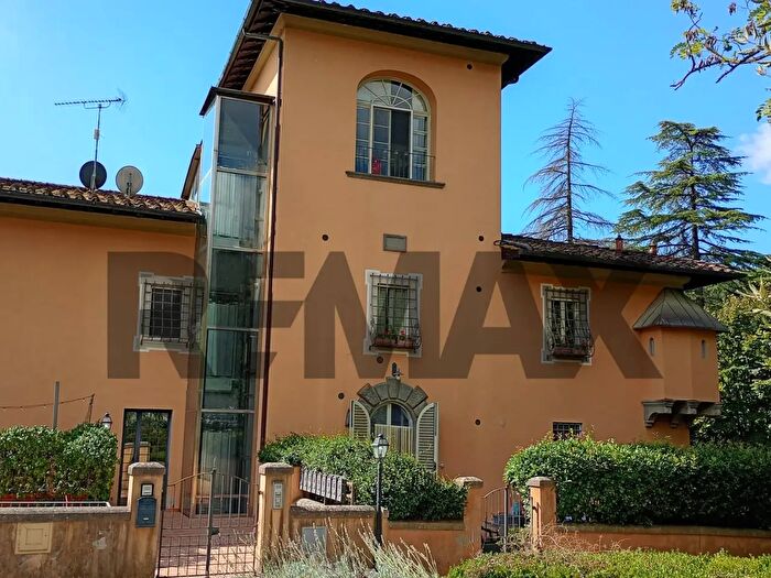 Appartamento con 5 locali in vendita in Via Marlianese, Serravalle Pistoiese