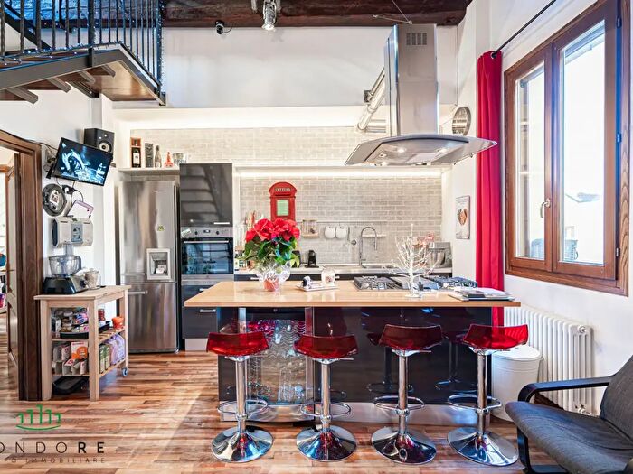 Appartamento con 5 locali in vendita in Piazza dei Martiri, Sasso Marconi