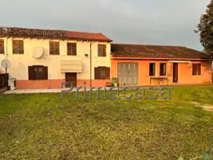 Casa con 10 locali in vendita in Via Lesca a, Ronco AllAdige