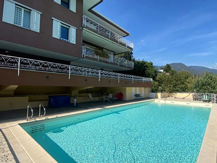 Appartamento trilocale in vendita in Via Panoramica San Pietro, Como