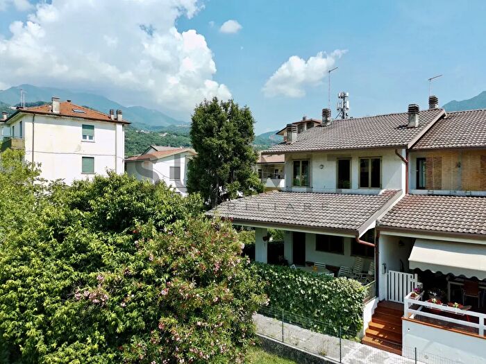 Casa quadrilocale in vendita in Schio Via Giarette, Schio