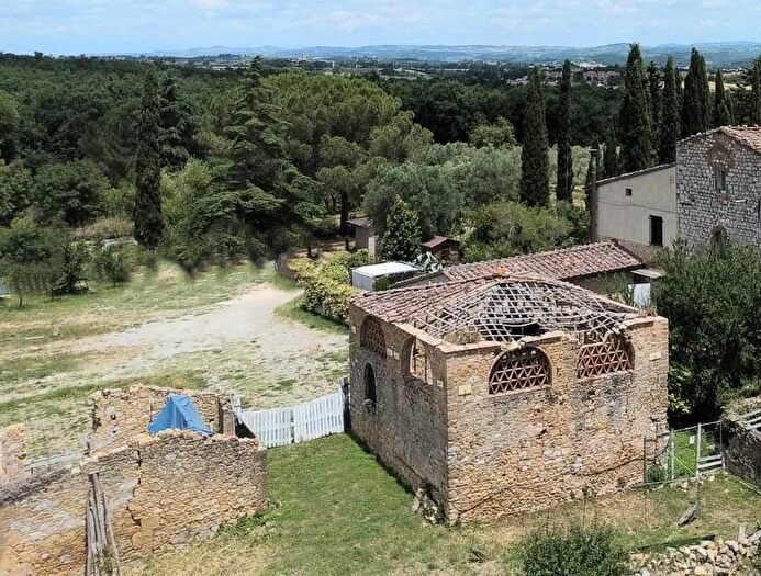 Casa quadrilocale in vendita in Gracciano Si, Colle Di Val DElsa