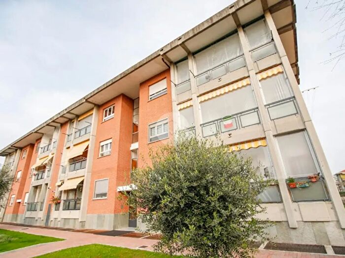 Appartamento con 5 locali in vendita in Corso a De Gasperi, Rivarolo Canavese