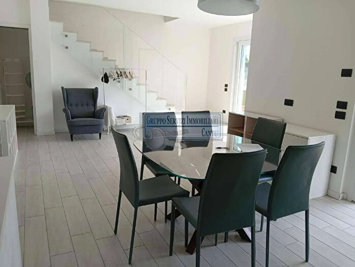 Case in Vendita e in Affitto - 3