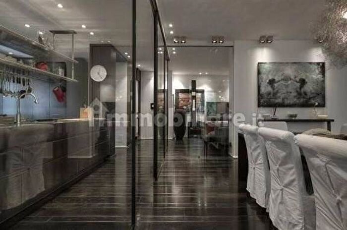 Appartamento con 6 locali in affitto in Via Cassia, Tomba di Nerone, Roma