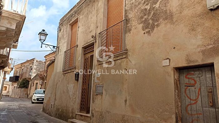 Casa bilocale in vendita in Via Morana, Modica