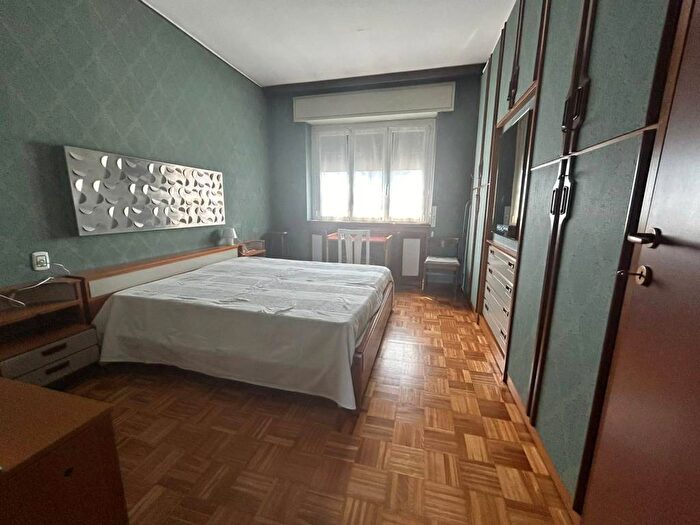 Appartamento trilocale in affitto in Via Alfredo Soffredini, Villa San Giovanni, Milano