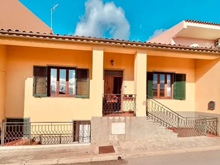 Casa con 6 locali in vendita in Palau
