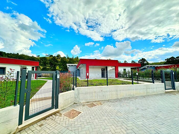 Casa quadrilocale in vendita in Via dellAeronautica, Monterotondo