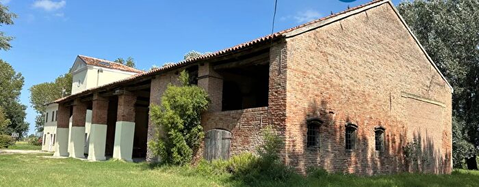 Casa quadrilocale in vendita in Vescovana