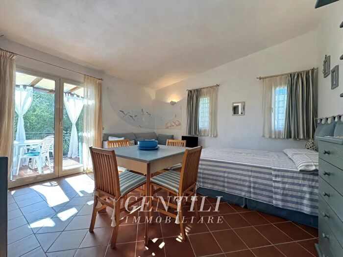 Appartamento monolocale in vendita in Arzachena