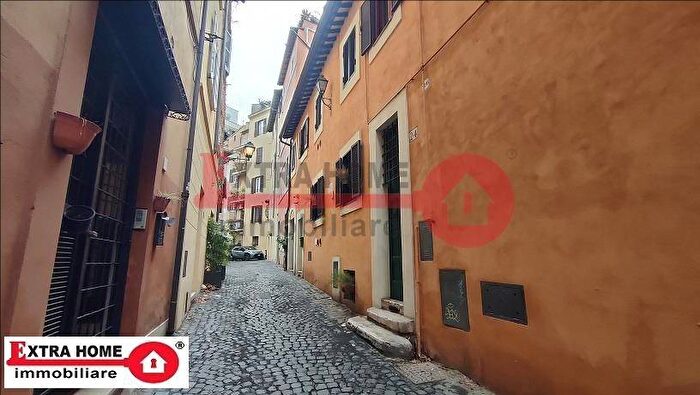 Appartamento bilocale in affitto in Vicolo della Campanella Roma, Via Giulia, Roma