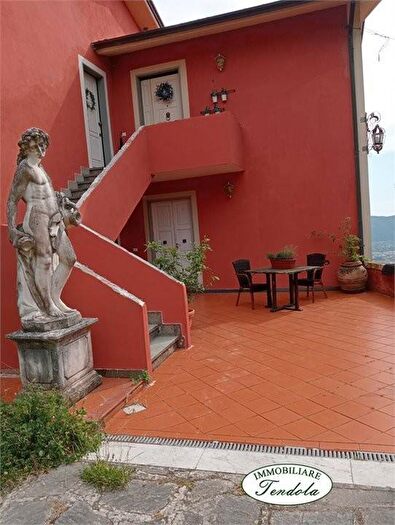 Appartamento bilocale in affitto in Fosdinovo