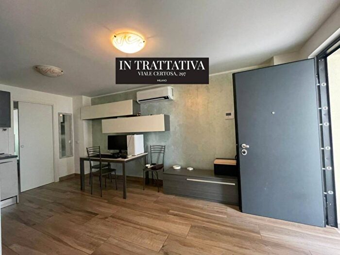 Appartamento bilocale in affitto in Viale Certosa, Musocco, Milano