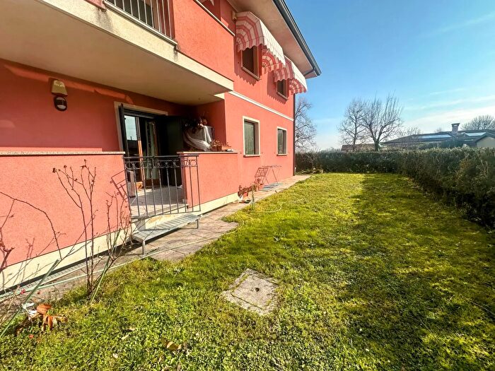 Appartamento con 6 locali in vendita in Brugnera