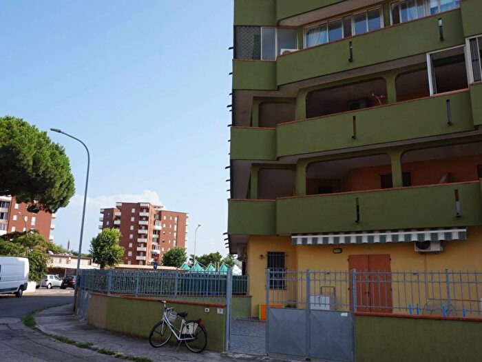 Appartamento trilocale in affitto in Viale Santo Domingo, Lido delle Nazioni, Comacchio