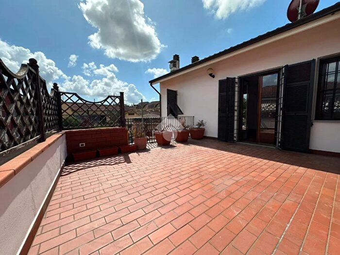 Casa con 7 locali in vendita in Via della Pianta, La Spezia