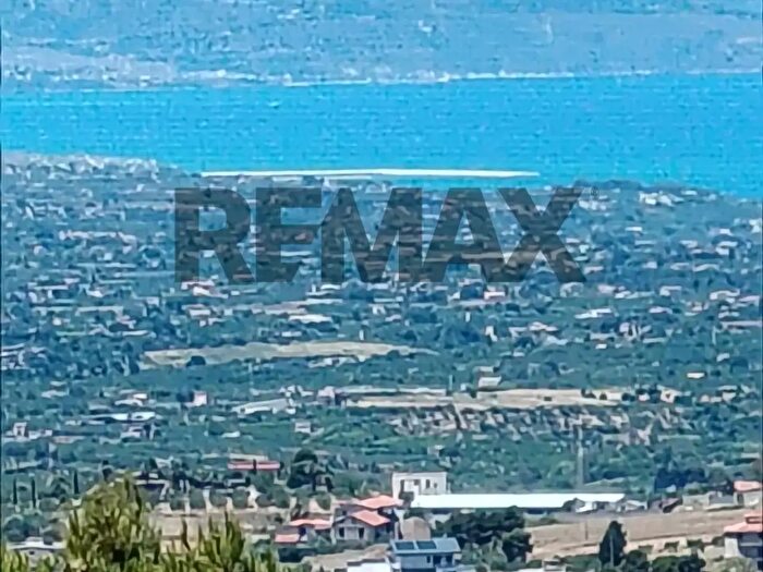 Appartamento quadrilocale in vendita in Via Magistrato Pietro Merra, Montelepre