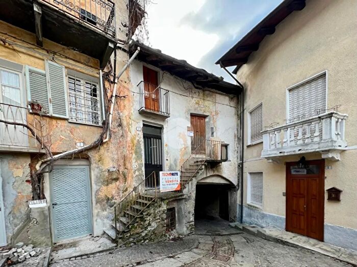 Appartamento trilocale in vendita in Via Uppia, Lanzo Torinese