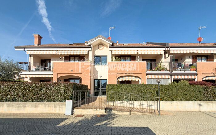 Appartamento con 5 locali in vendita in Via Don Bosco, Bruino