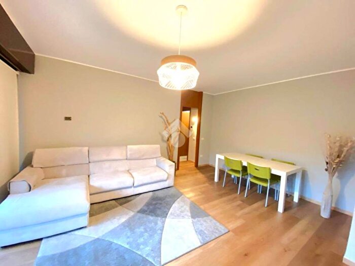 Appartamento bilocale in affitto in via Cristoforo Colombo, Milano, Basiglio