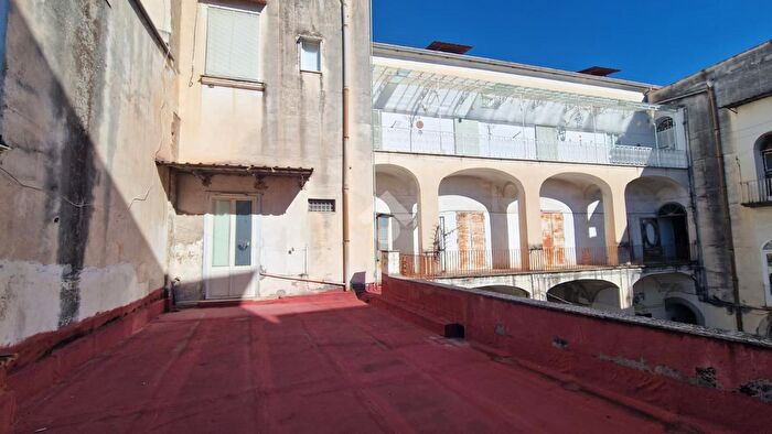 Appartamento trilocale in vendita in Corso Durante, Frattamaggiore