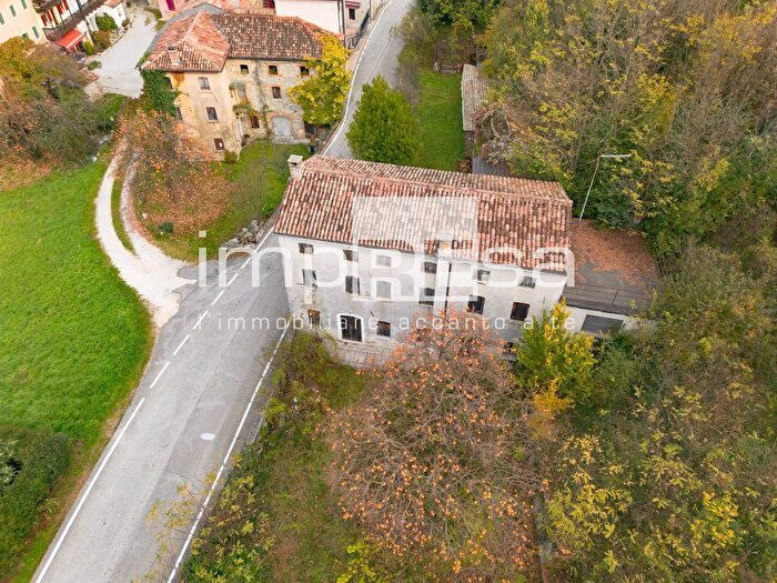 Casa con 11 locali in vendita in Località col Maggiore di Sotto, Tarzo