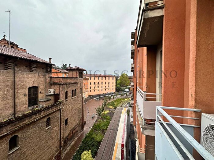 Appartamento bilocale in affitto in Via Riva di Reno, San Felice, Bologna