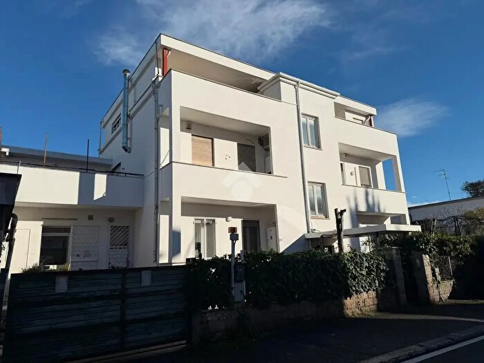 Appartamento quadrilocale in vendita in Via NBonaparte, Latina