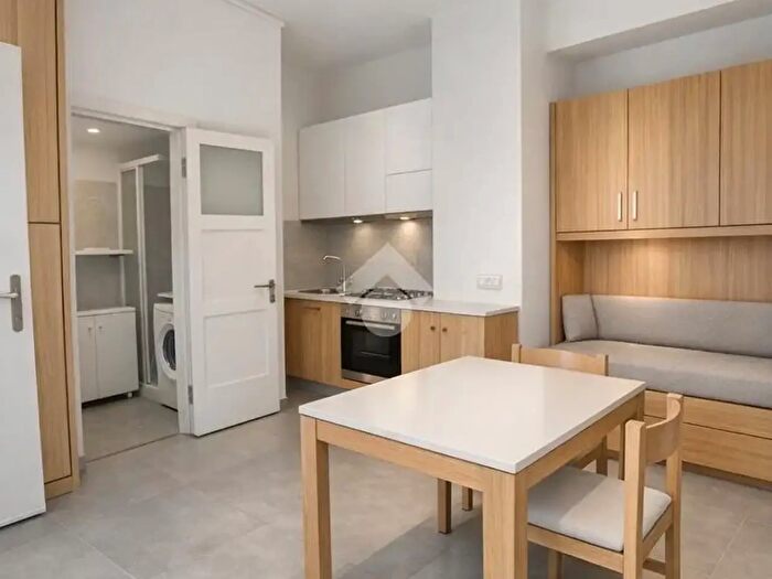 Appartamento monolocale in vendita in Via Masolino da Panicale, Milano