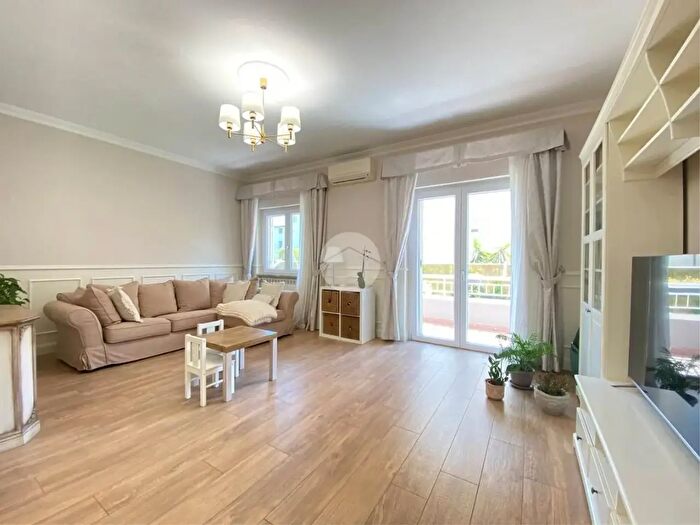 Appartamento quadrilocale in vendita in Via Primo Ottobre, Caserta