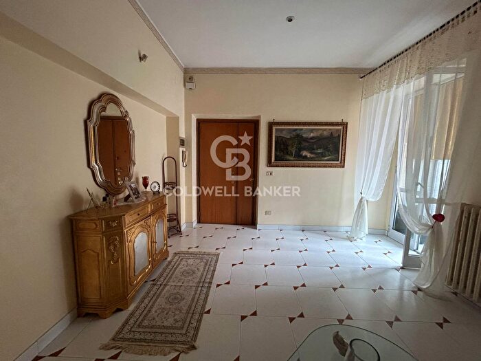 Appartamento trilocale in vendita in Via Vitrani, Barletta