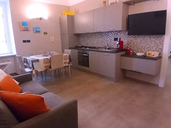Appartamento bilocale in affitto in Via Maggio, Ceriale