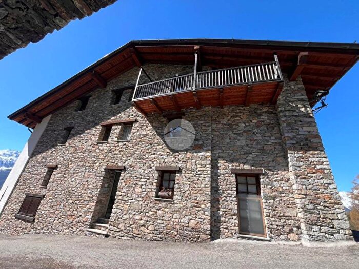 Appartamento bilocale in affitto in Frazione Morge, La Salle