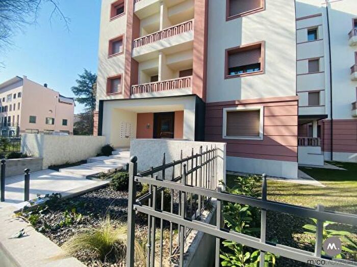 Appartamento quadrilocale in vendita in Via Montereale, Pordenone