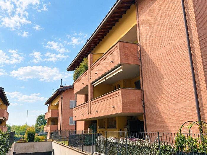 Appartamento bilocale in vendita in Via Dottor Albert Schweitzer, Centro, Carate Brianza